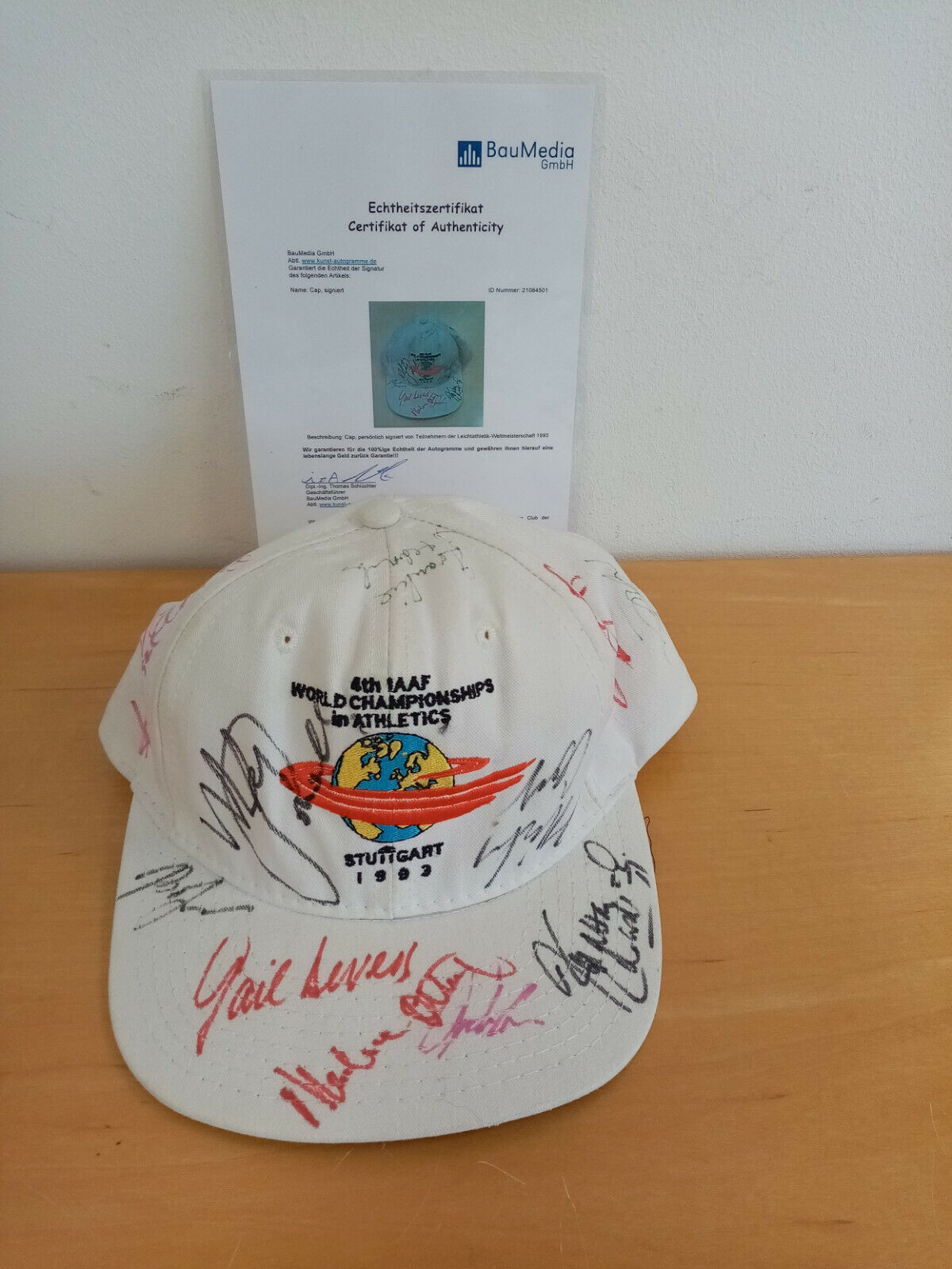 Cap signed by participants of the 1993 World Athletics Championships Stuttgart