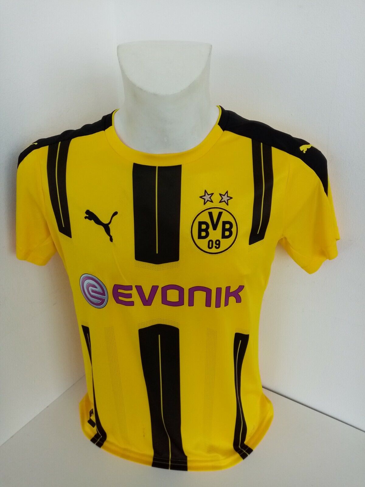 Borussia Dortmund Jersey Castro signed BVB Autograph Football Puma Women New 40