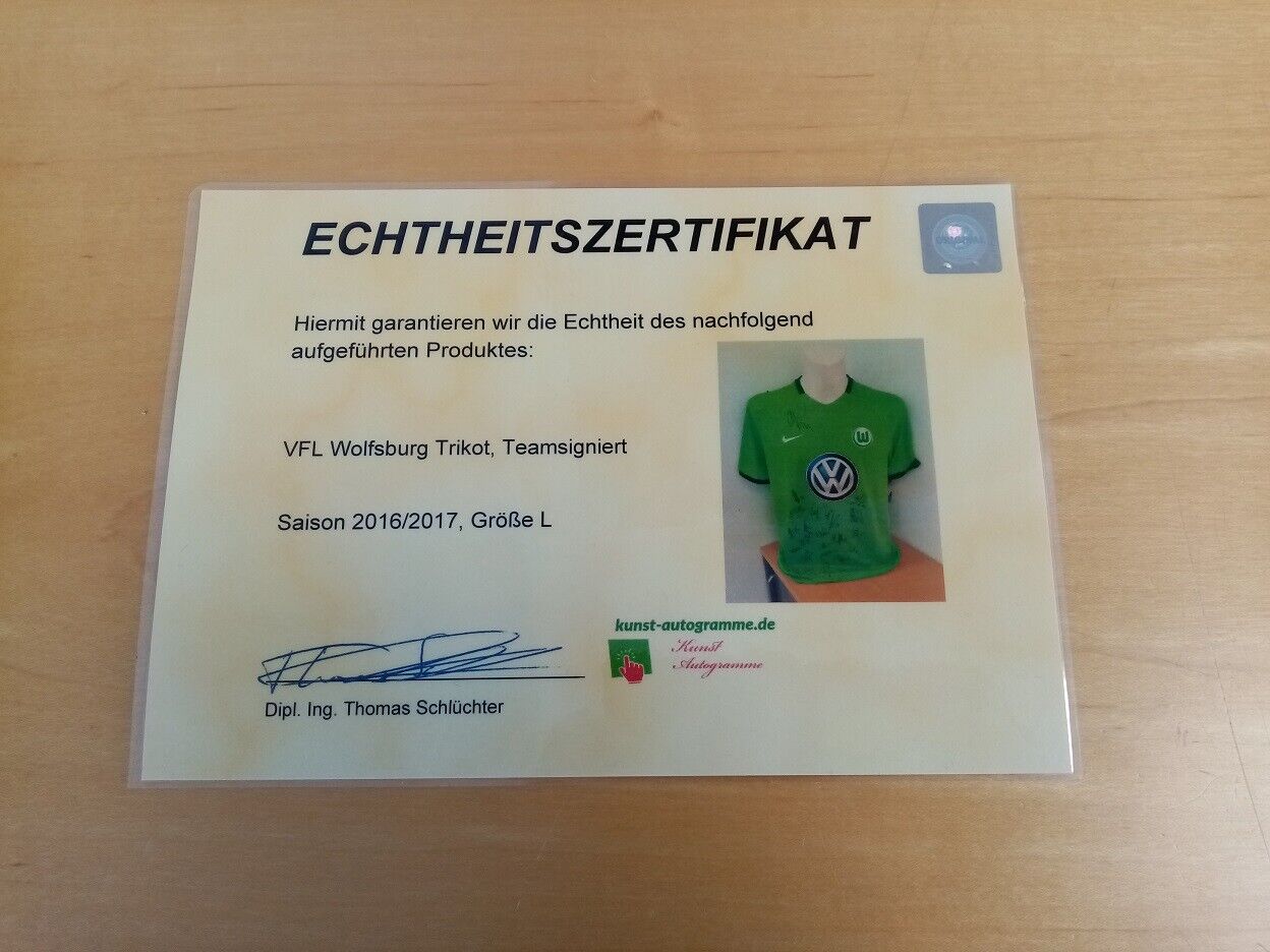 VFL Wolfsburg Jersey 2016/2017 Team Signed Wolves Autograph Football New Nike L