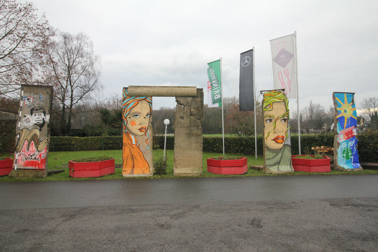 Berliner Mauer - Originalteil, großes Teilstück, Element Segment