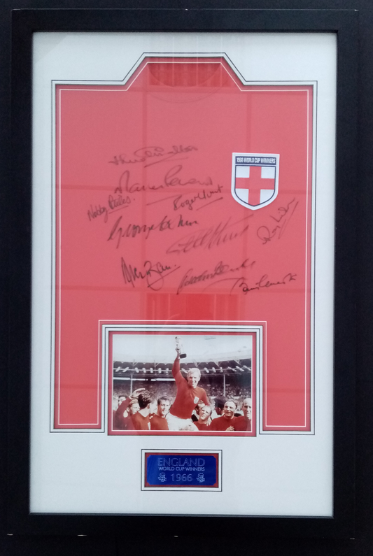 England Repro Jersey World Cup 1966 + Frame Team Signed Autograph Hurst Charlton COA