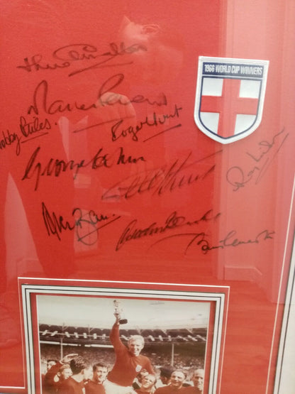 England Repro Trigot WM 1966 + frame team signed autograph Hurst Charlton Coa